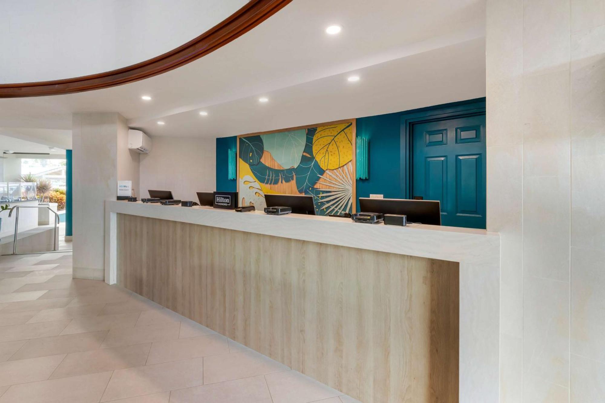 Hilton Vacation Club Royal Palm St Maarten Koolbaai Exterior foto